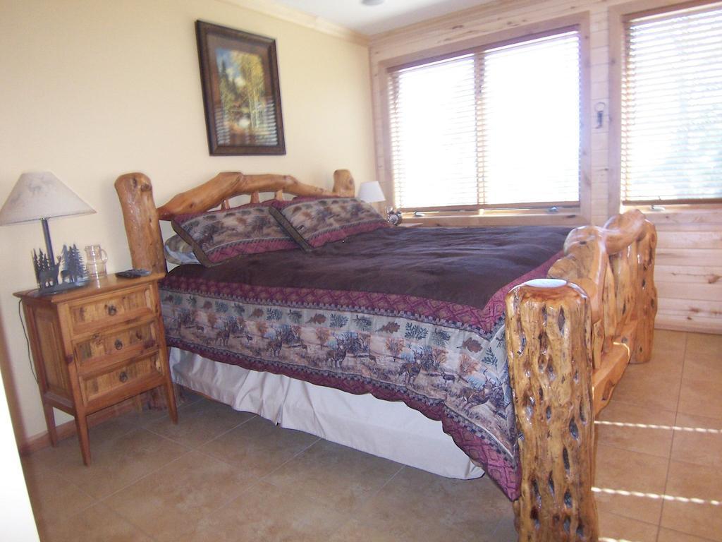 Elktrace Bed And Breakfast Пагоса-Спрингс Экстерьер фото