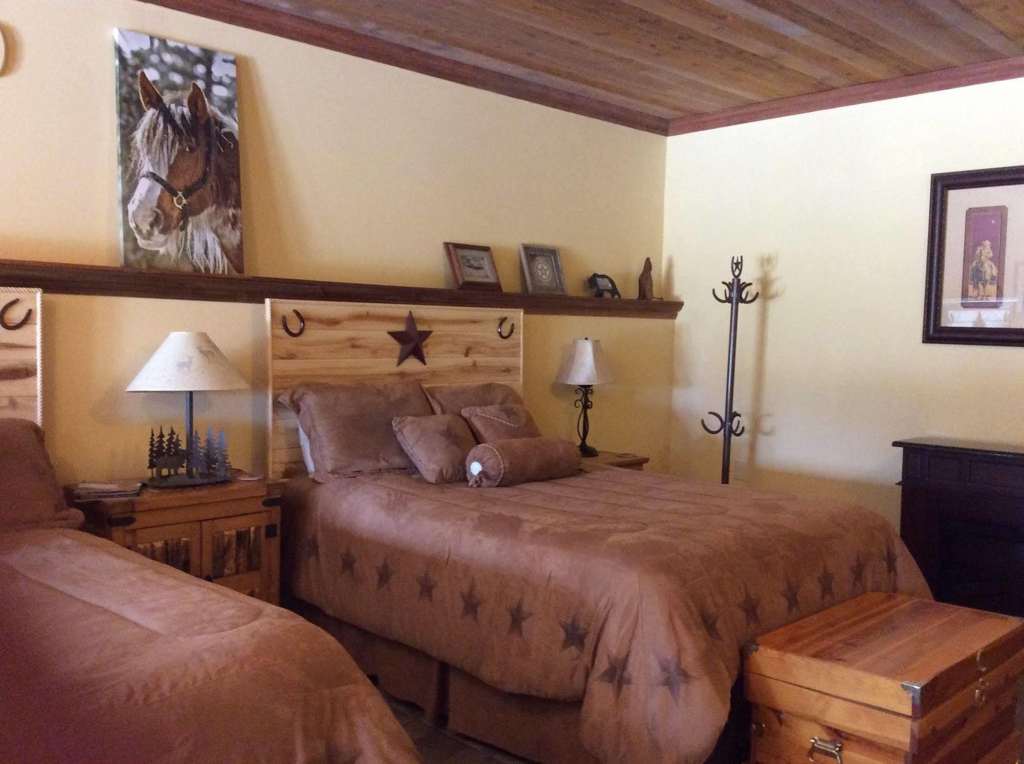 Elktrace Bed And Breakfast Пагоса-Спрингс Экстерьер фото