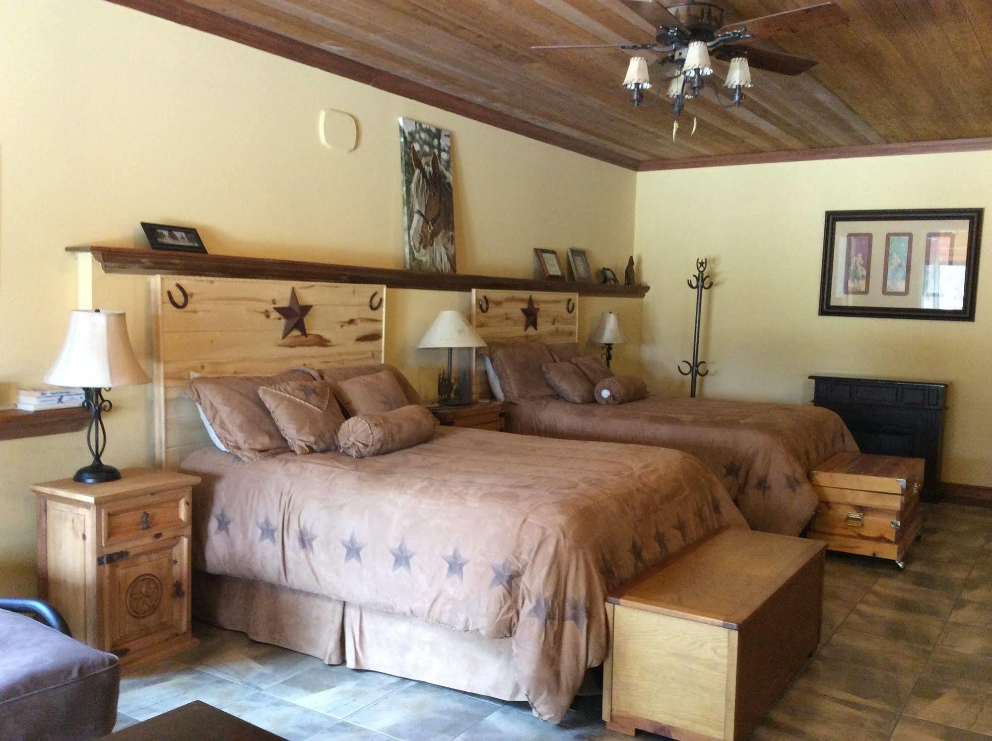 Elktrace Bed And Breakfast Пагоса-Спрингс Экстерьер фото